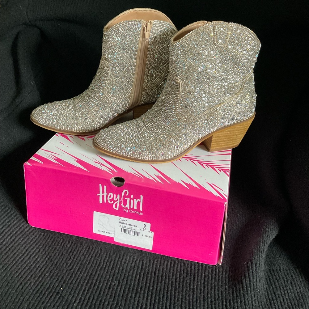 Size 8 clear rhinestone cowgirl boots